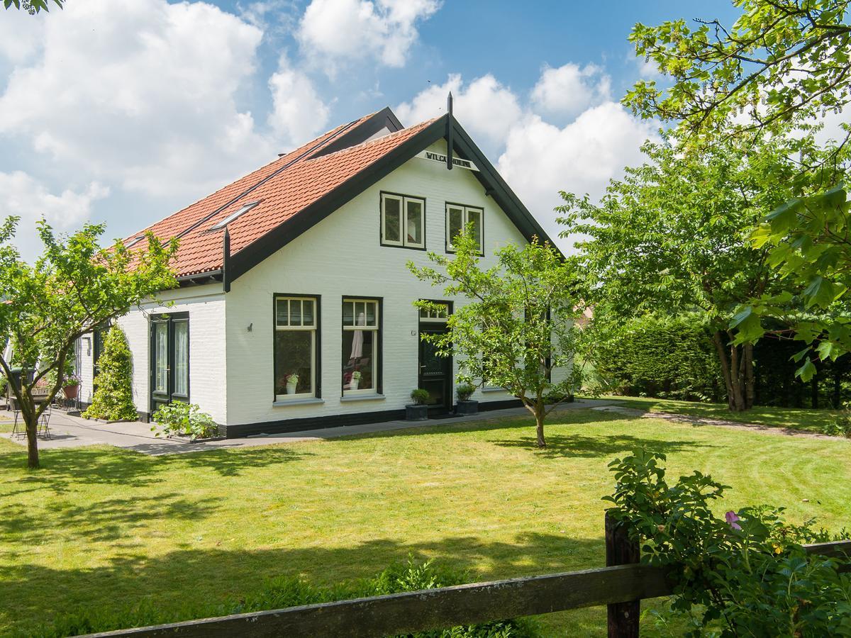 Attractive Countryside Holiday Home In Quiet Schoorl Exterior photo